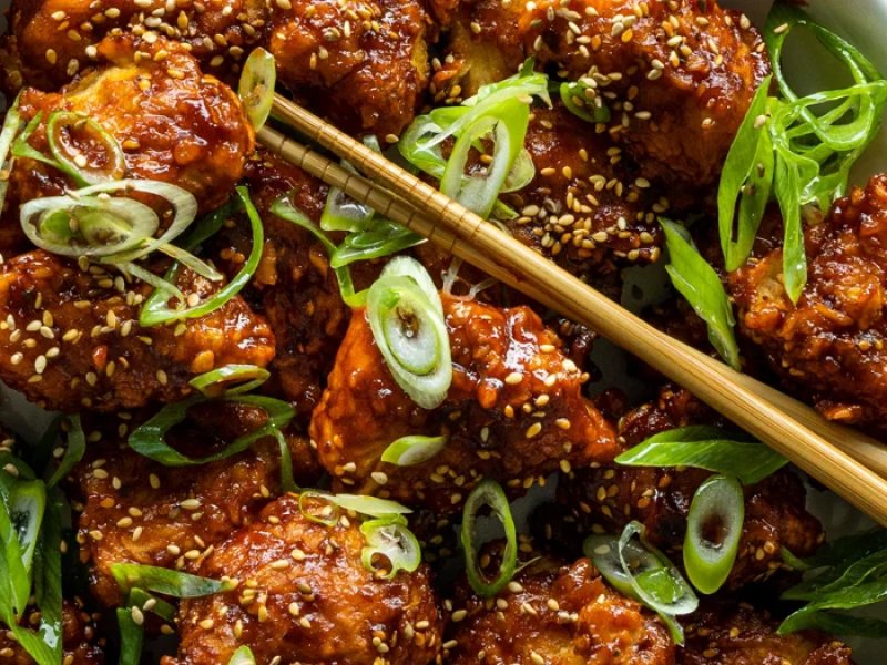 Korean fried chicken - Korean fried chicken er inspireret af den amerikanske Kentucky fried chicken,...