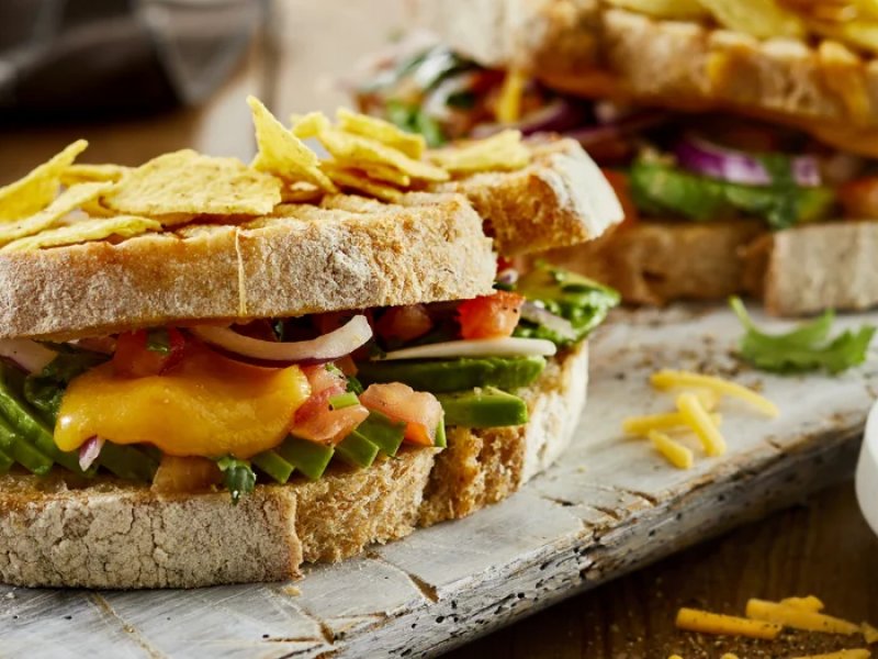 Mexi toast - Toast er ikke bare skinke og ost, og slet ikke denne Mexi toast ... Toasten e...