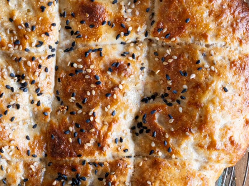 Tyrkisk brød - Vores version af et tyrkisk brød er et dejligt madbrød med en blød og luftig ...