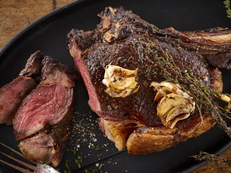 Cote de boeuf - Cote de boeuf (eller côte de boeuf som det skrives på fransk) betyder oksekot...