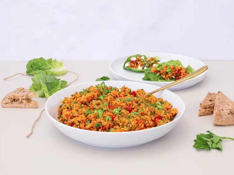 Kisir - tyrkisk bulgursalat - Kisir er en tyrkisk bulgursalat, der smager utroligt godt. Den er perfekt til...