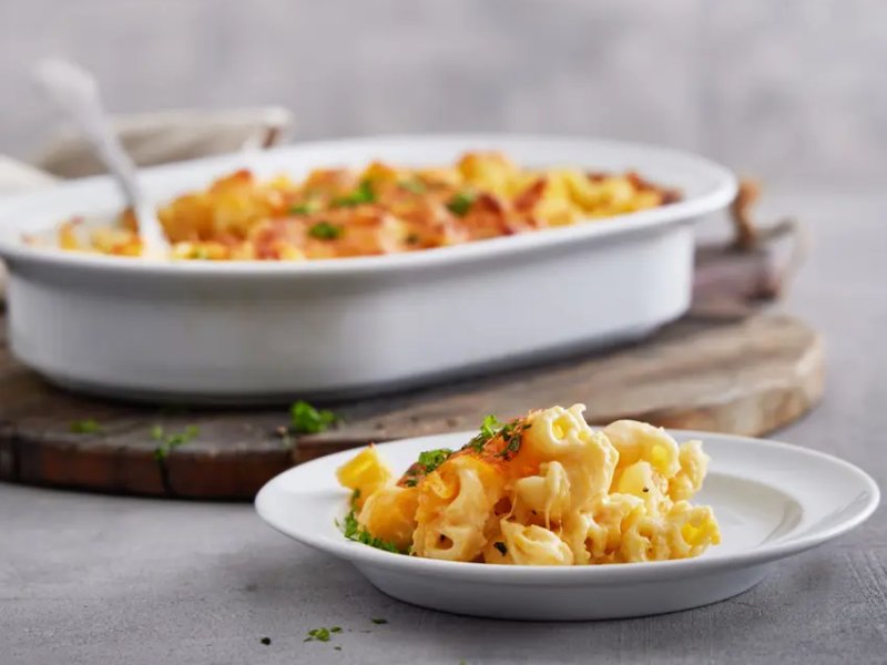 Bagt mac and cheese - Bagt mac and cheese er en nem og lækker ret, der både kan spises til frokost ...