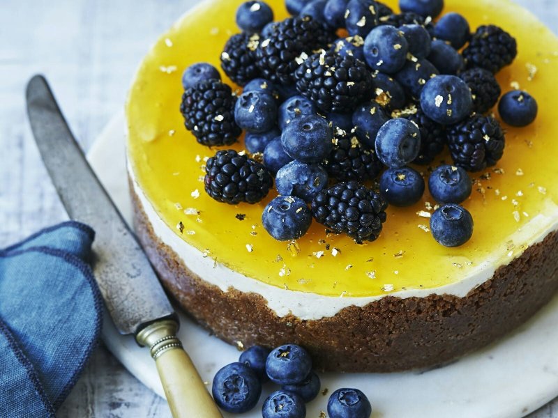 Cheesecake med bastognekiks og passionsfrugtgelé - I den her cheesecake er de klassiske Digestive-kiks skiftet ud med de knasend...