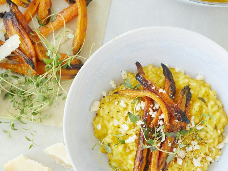 Gulerodsrisotto med parmesan og timian - Den flotte gulerodsrisotto er perfekt, hvis du gerne vil overraske dine gæste...